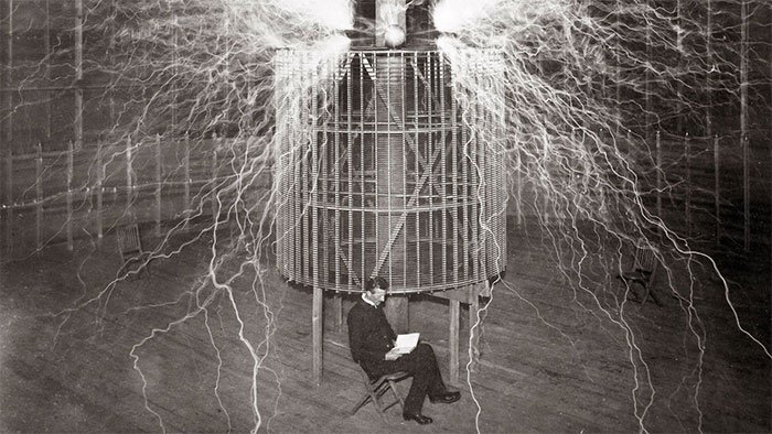 Nikola Tesla1